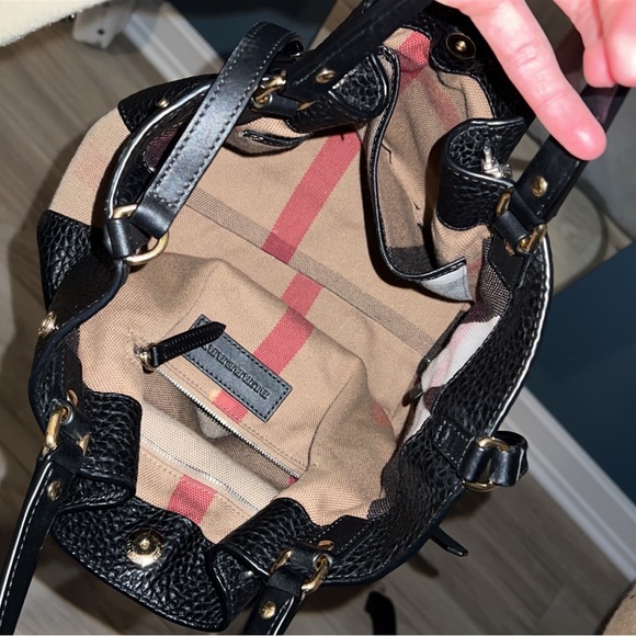 Burberry Maidstone Saddle Leather Bag - Picture 5 of 11